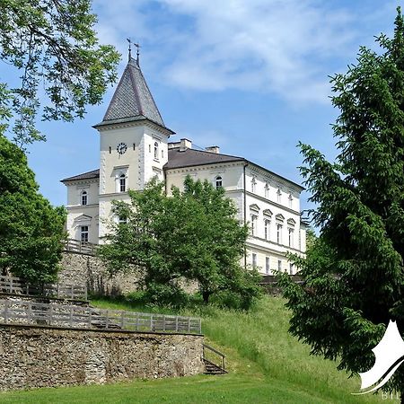 Bildungshaus Schloss Krastowitz Hotel Клагенфурт Екстериор снимка