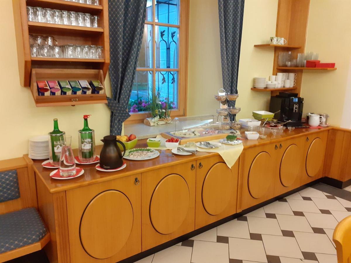 Bildungshaus Schloss Krastowitz Hotel Клагенфурт Екстериор снимка